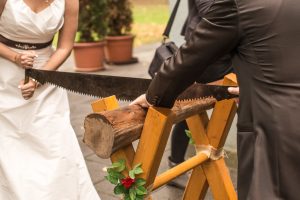 Hochzeitsbräuche vor und nach dem Standesamt: die schönsten und beliebtesten Ideen