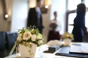 Standesamtliche Hochzeit zu zweit: Arrangement, Ablauf und Erfahrungen 