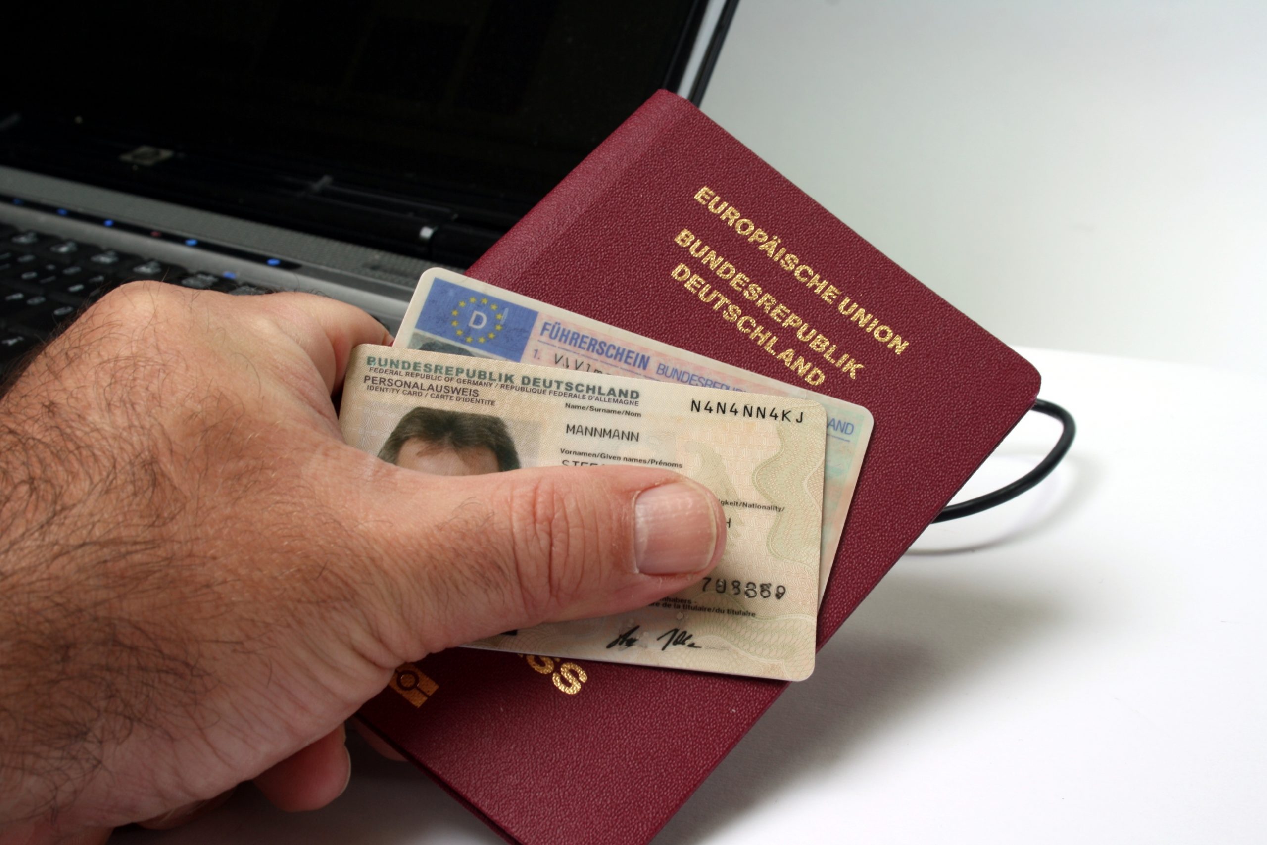 Typische Fehler bei der Beantragung von Visa und Urkunden – und wie man sie vermeidet